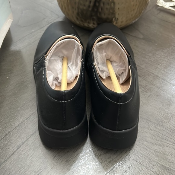 SOUL Naturalizer Lyrie Women's Slip On Shoes (Wide) - Picture 6 of 10